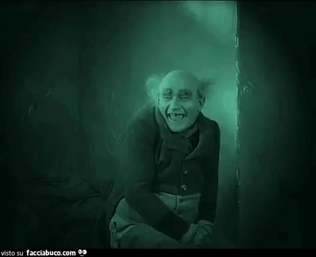 Murnau, Nosferatu. Una piccola risata sarcastica, beffarda e intelligente
