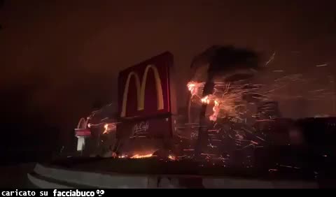 California, incendio 2025. McDonald